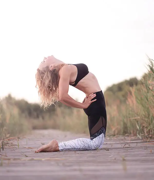 Profesora de yoga, pilates y meditación