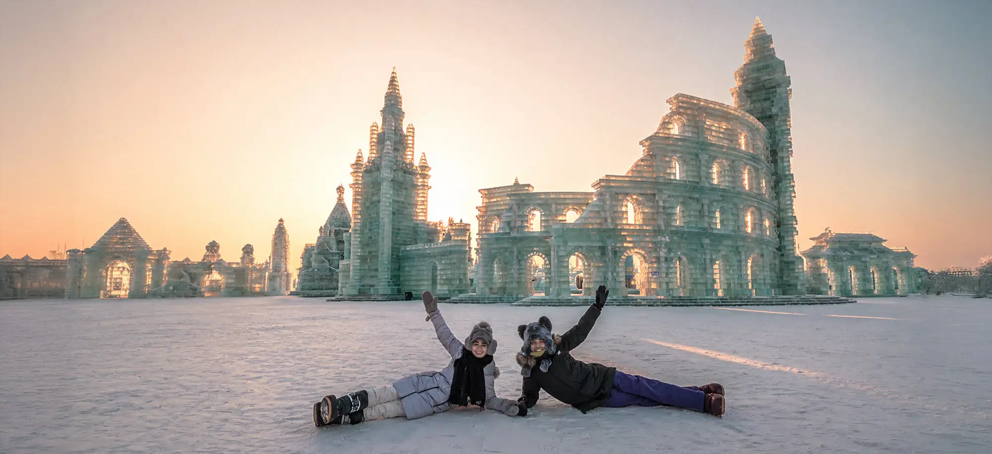 conunpardemaletas-hero-D.webp - Pangea Viajes