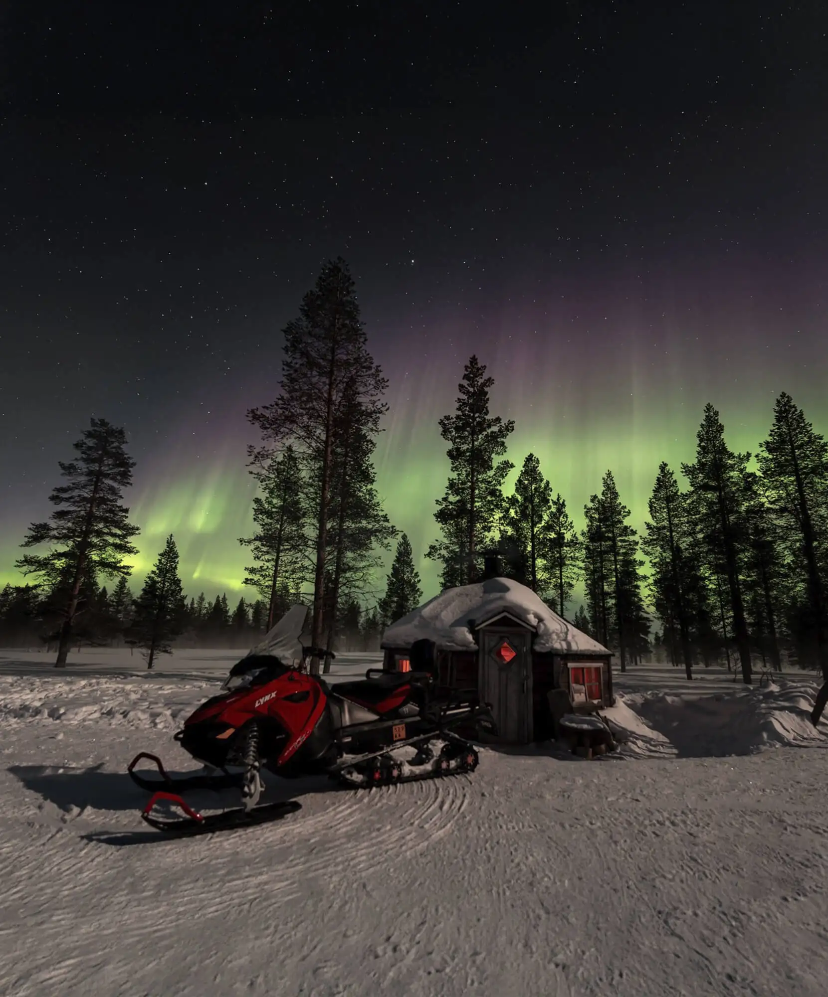 auroras-moto-nieve-Itinerario-VA.webp - Pangea Viajes