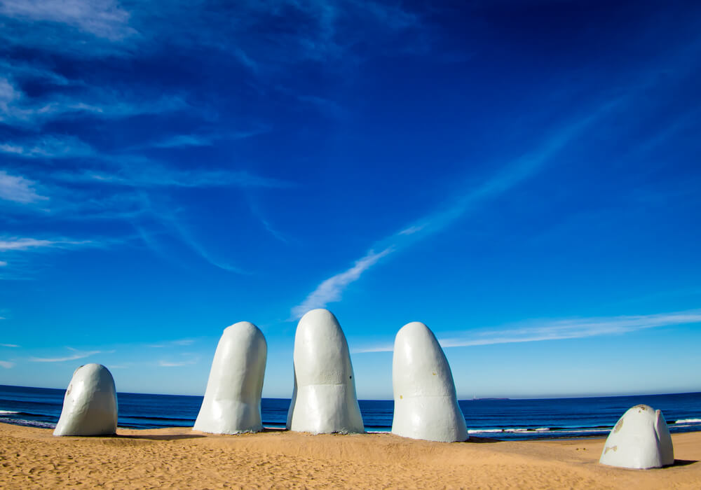 Verano austral: cómo viajar en busca del eterno verano