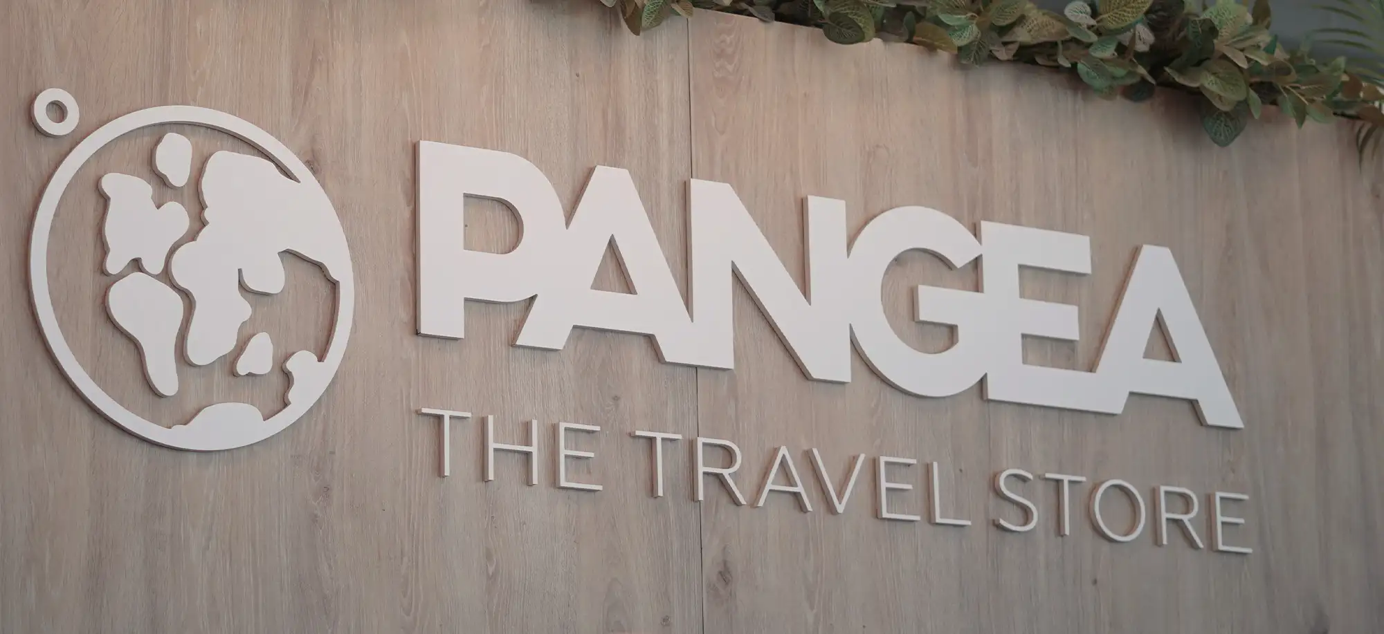 agencia-viajes-tienda-4-hero-desktop.webp - Pangea Viajes
