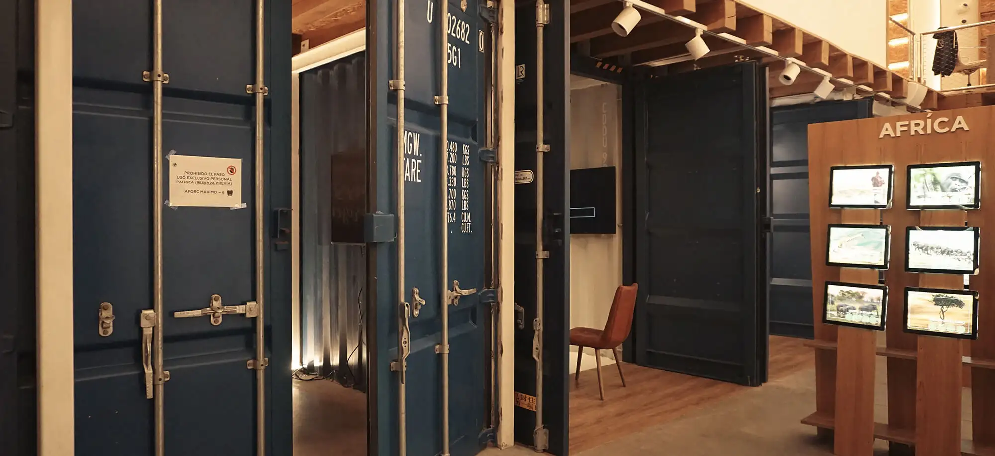 image-galeria-BCN-1-d.webp - Pangea Viajes