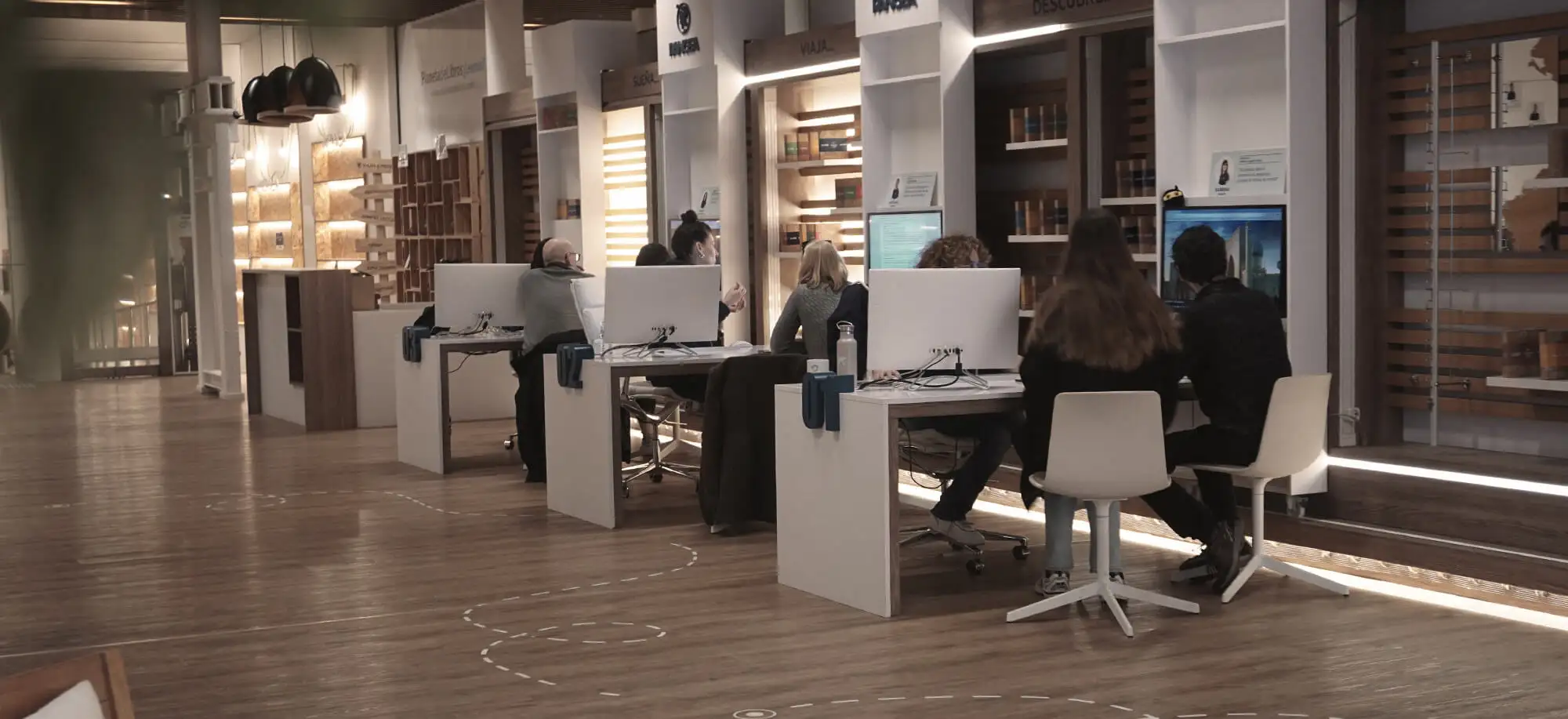 image-galeria-BCN-2-d.webp - Pangea Viajes