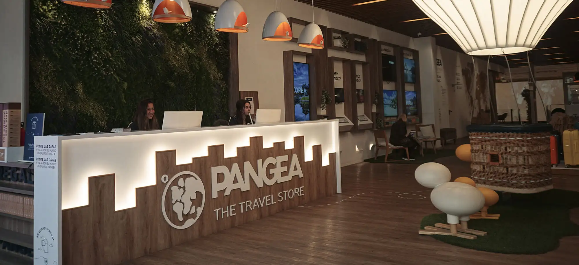 image-galeria-BCN-3-d.webp - Pangea Viajes