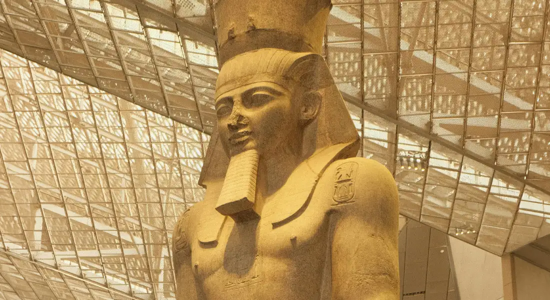 gran-atrio-ramses-ii.webp - Pangea Viajes