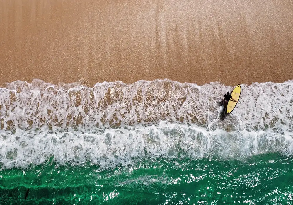 Dónde hacer surf en Indonesia