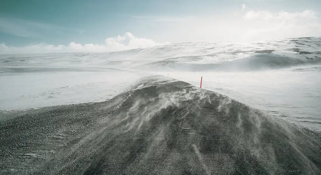 islandia-proteccion-viento-grava.webp - Pangea Viajes