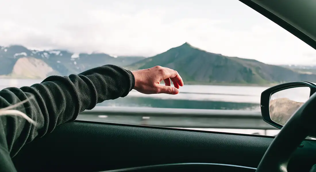 islandia-seguros-coche.webp - Pangea Viajes