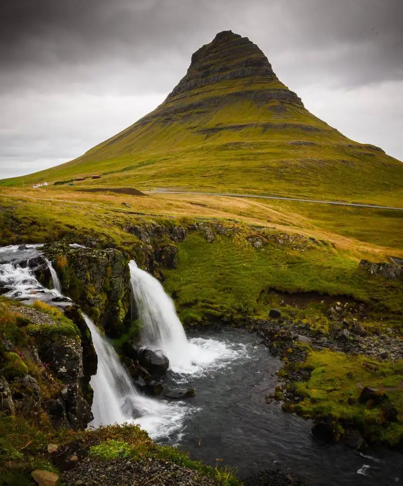 oferta-viaje-islandia-cascada.jpg - Pangea Viajes