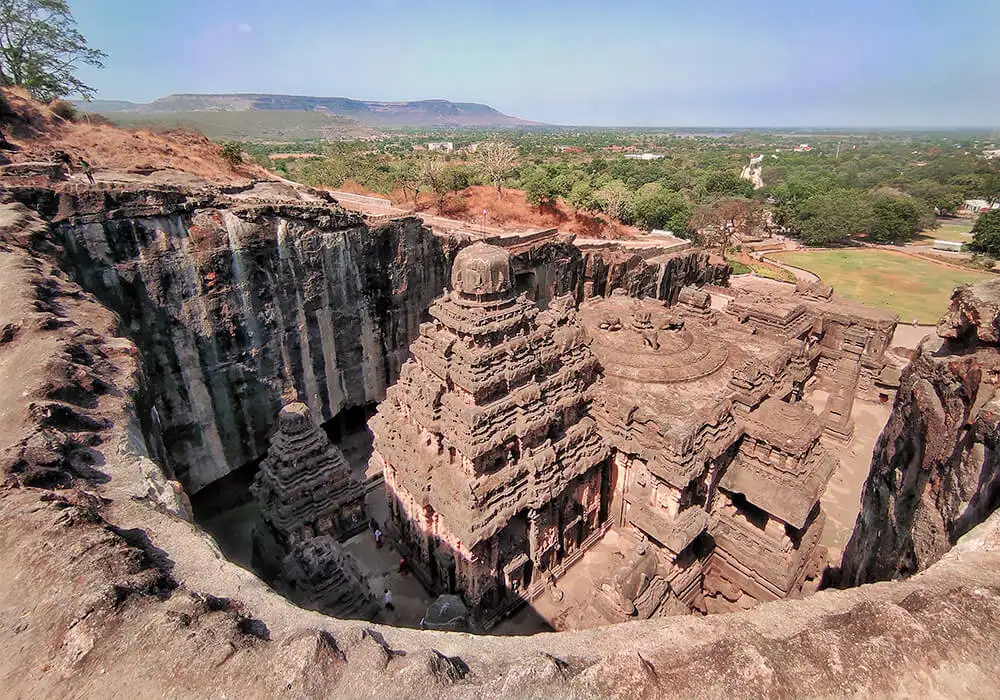 El templo de Kailasa, una maravilla excavada en roca en India