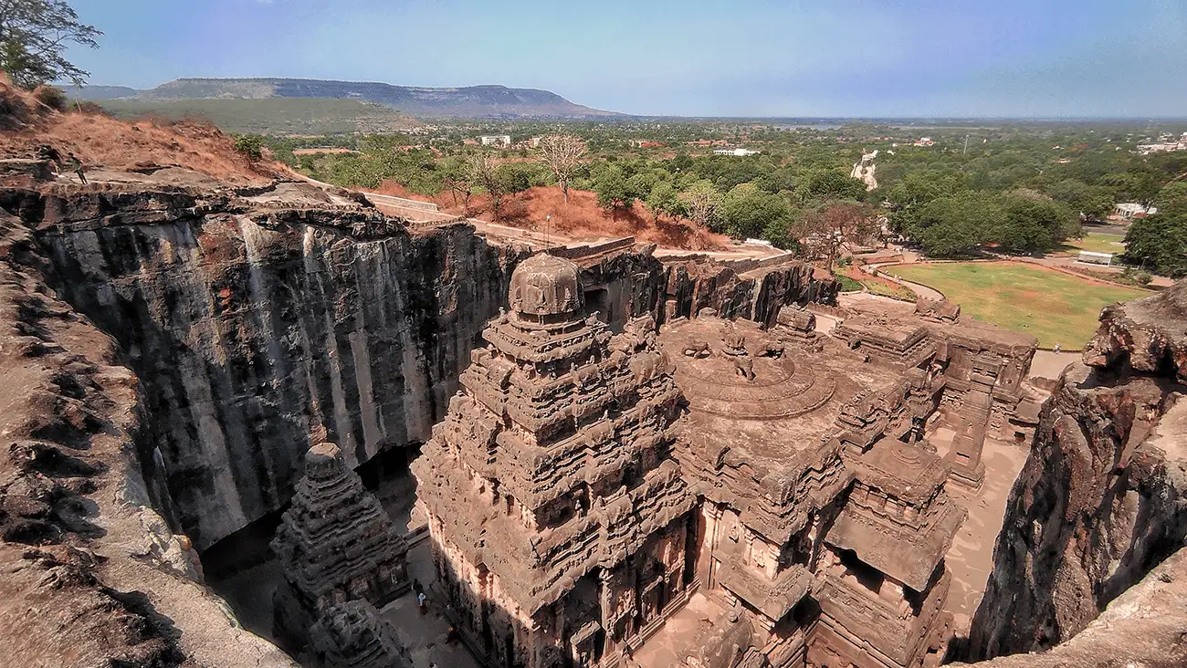 El templo de Kailasa, una maravilla excavada en roca en India