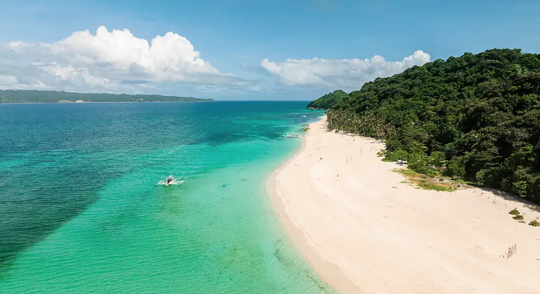 puka-shell-beach-blog.webp - Pangea Viajes