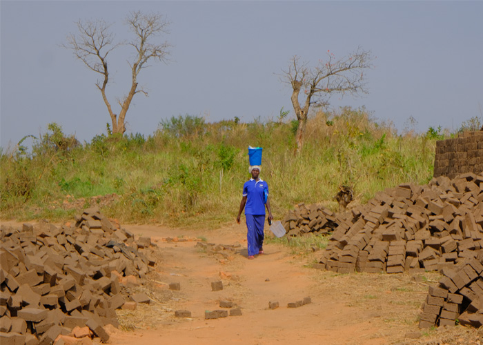 que-hacer-uganda-ladrillos
