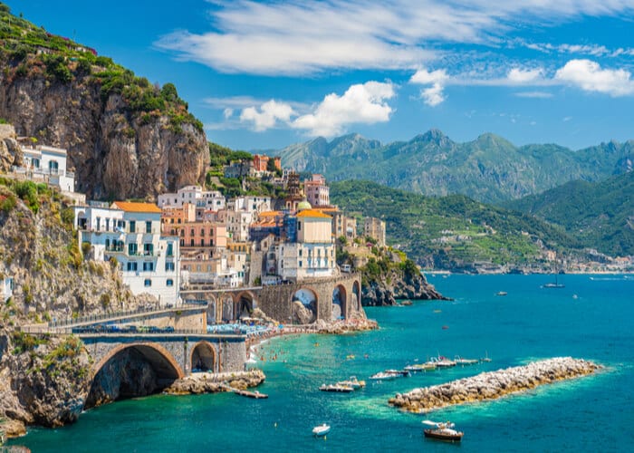 2. Ruta por la Costa Amalfitana, Italia