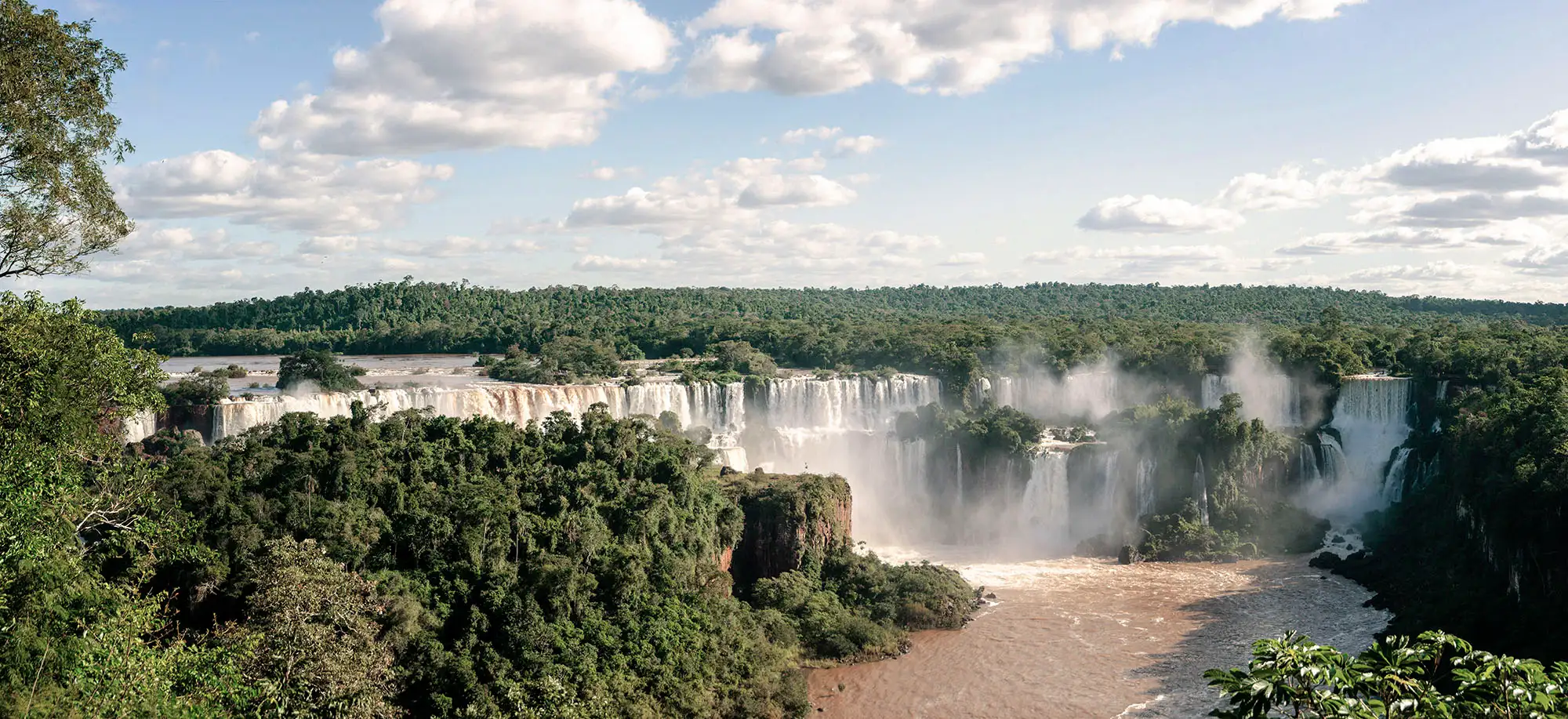 image-viajar-a-argentina-cataratas-del-iguazu-g1.webp - Pangea Viajes