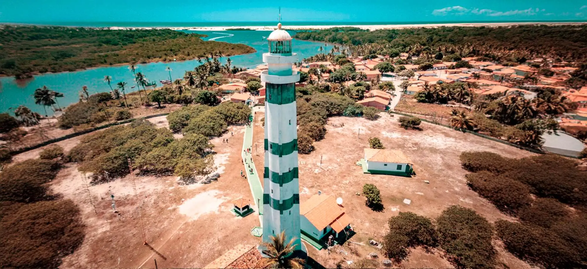 image-viajar-a-brasil-lencois-maranhenses-g-1.webp - Pangea Viajes