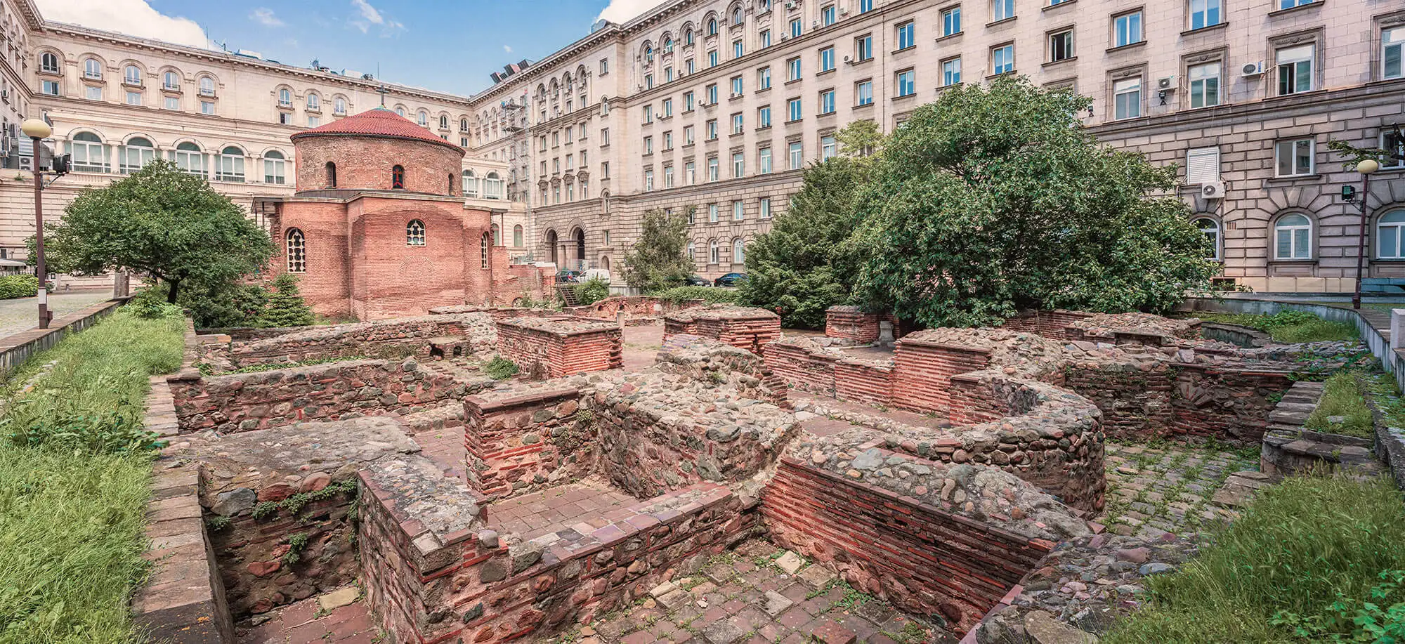 image-viajar-a-bulgaria-sofia-g2.webp - Pangea Viajes