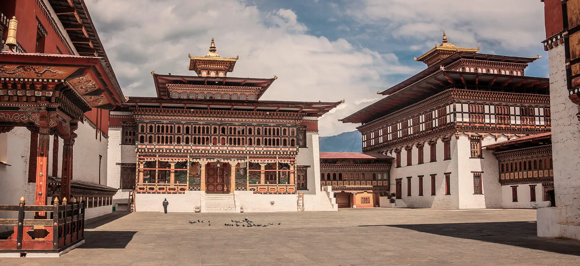 image-viajar-a-butan-timbu-g1.webp - Pangea Viajes