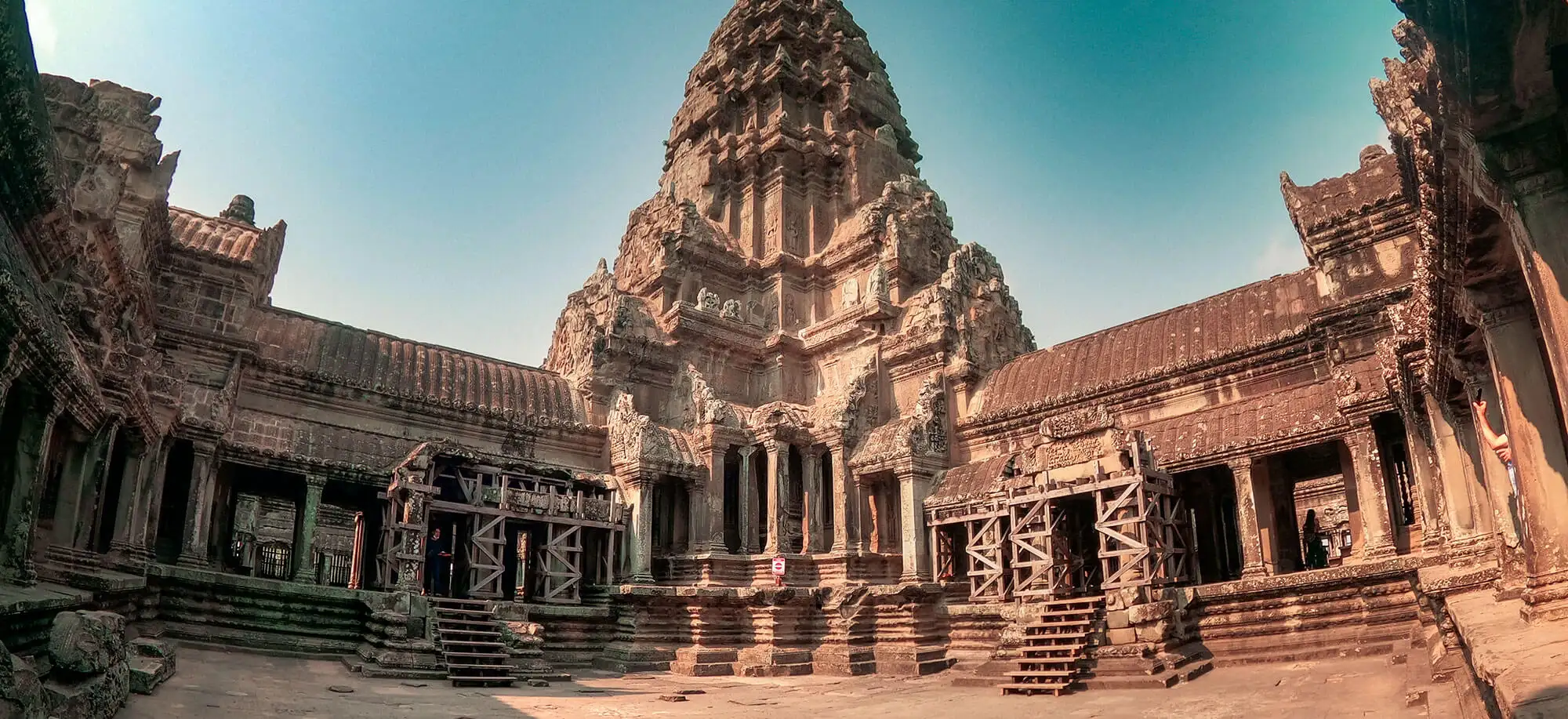 image-viajar-a-camboya-templos-de-angkor-g3.webp - Pangea Viajes