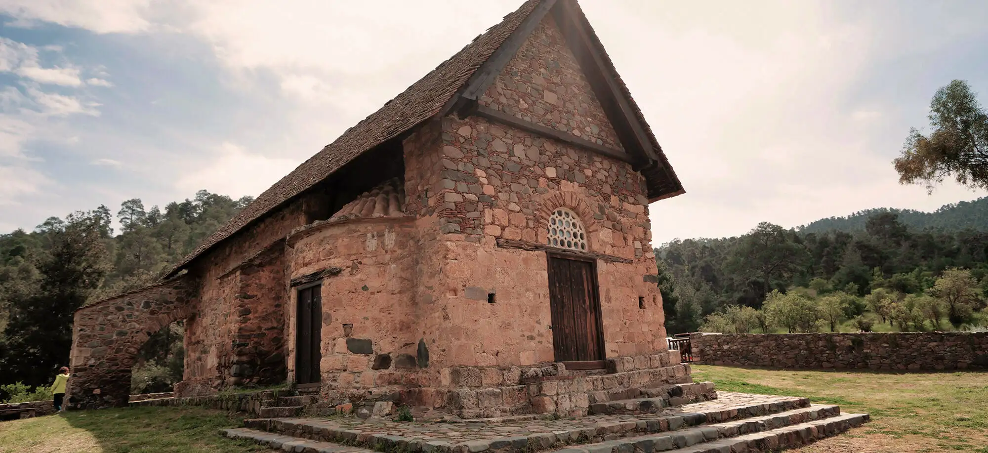 image-viajar-a-chipre-el-macizo-de-toodros-g1.webp - Pangea Viajes