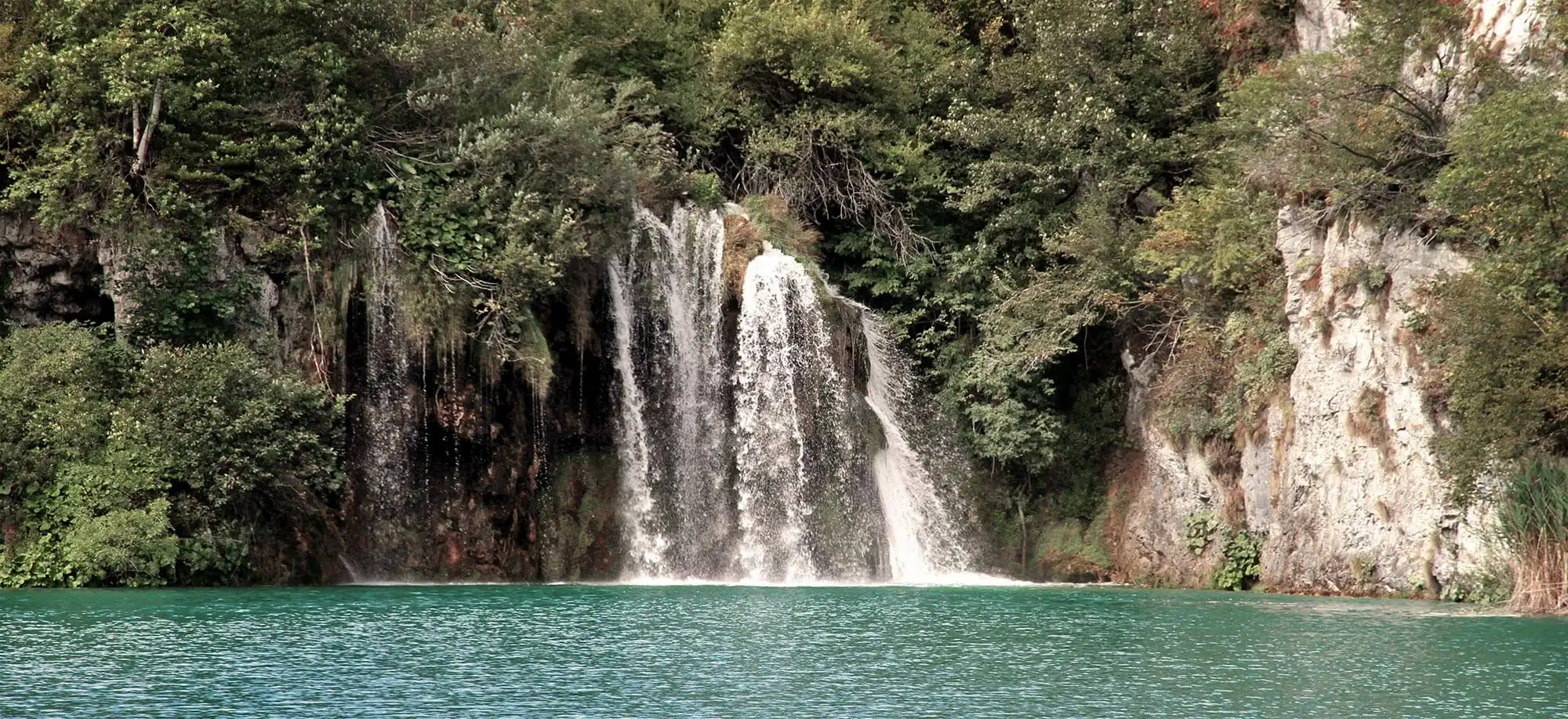 image-viajar-a-croacia-lagos-de-plitvice-g1.webp - Pangea Viajes