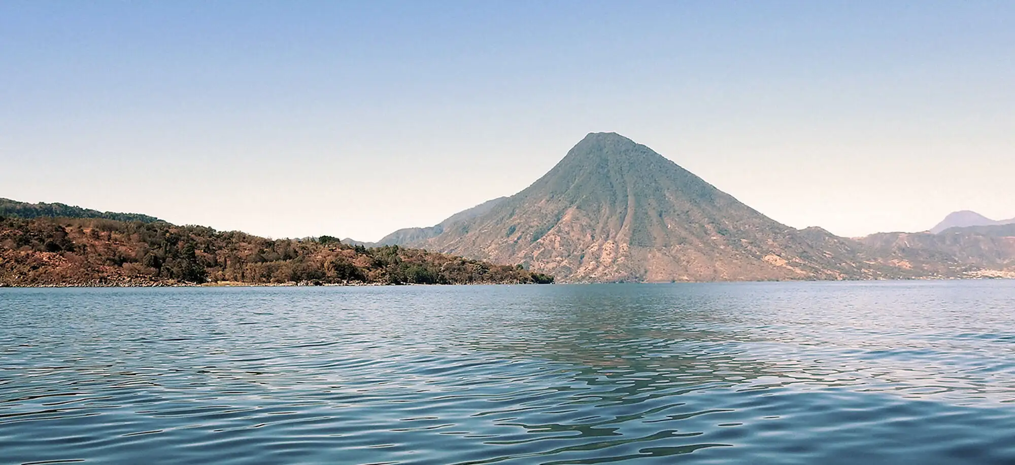 image-viajar-a-guatemala-lago atitlan-g-1.webp - Pangea Viajes