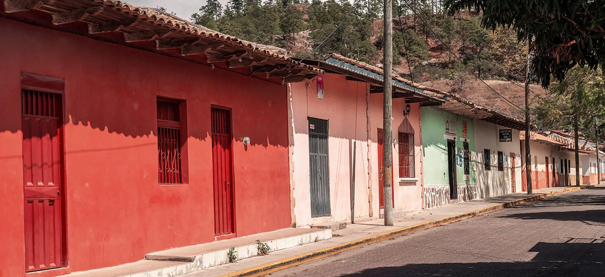 image-viajar-a-honduras-gracias-g-1.webp - Pangea Viajes