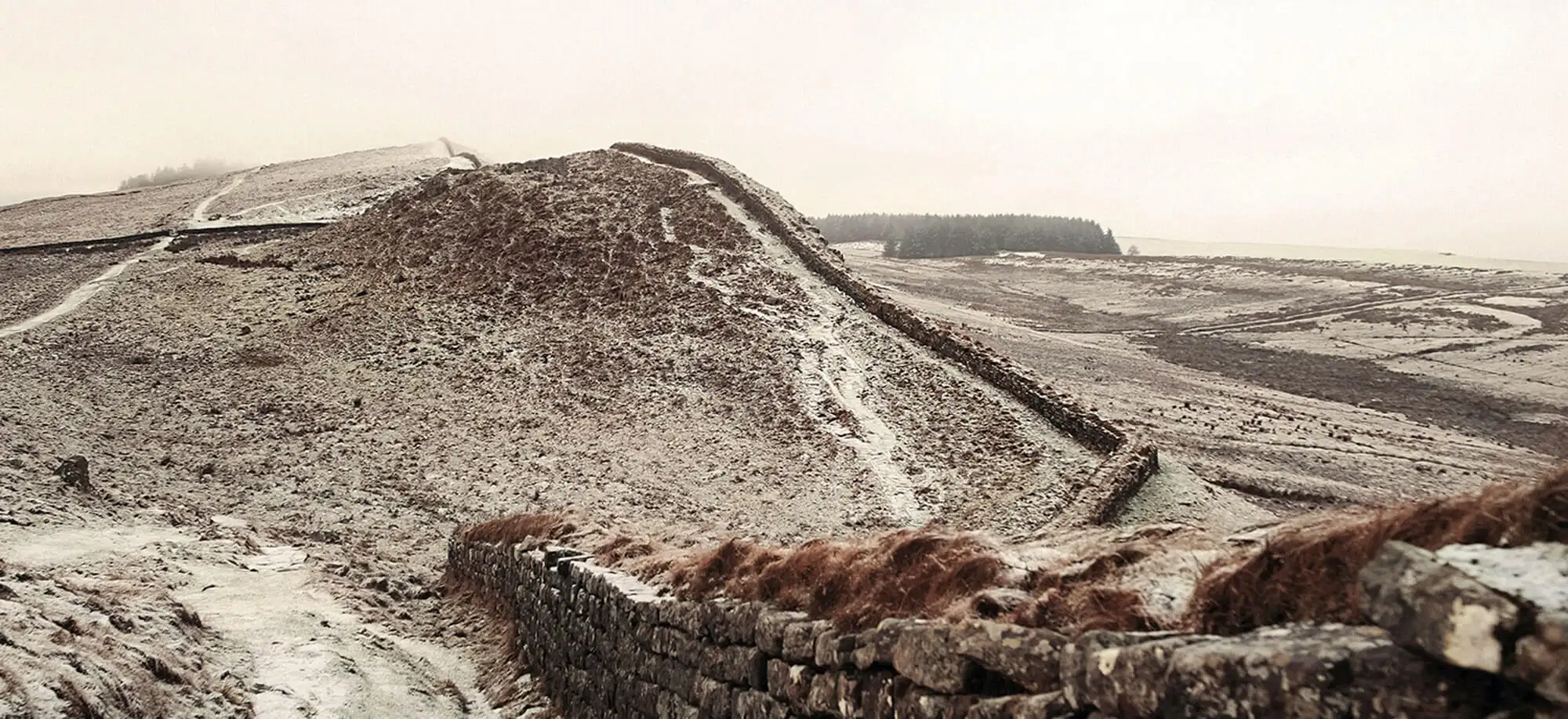 image-viajar-a-inglaterra-muro de adriano-g-2.webp - Pangea Viajes