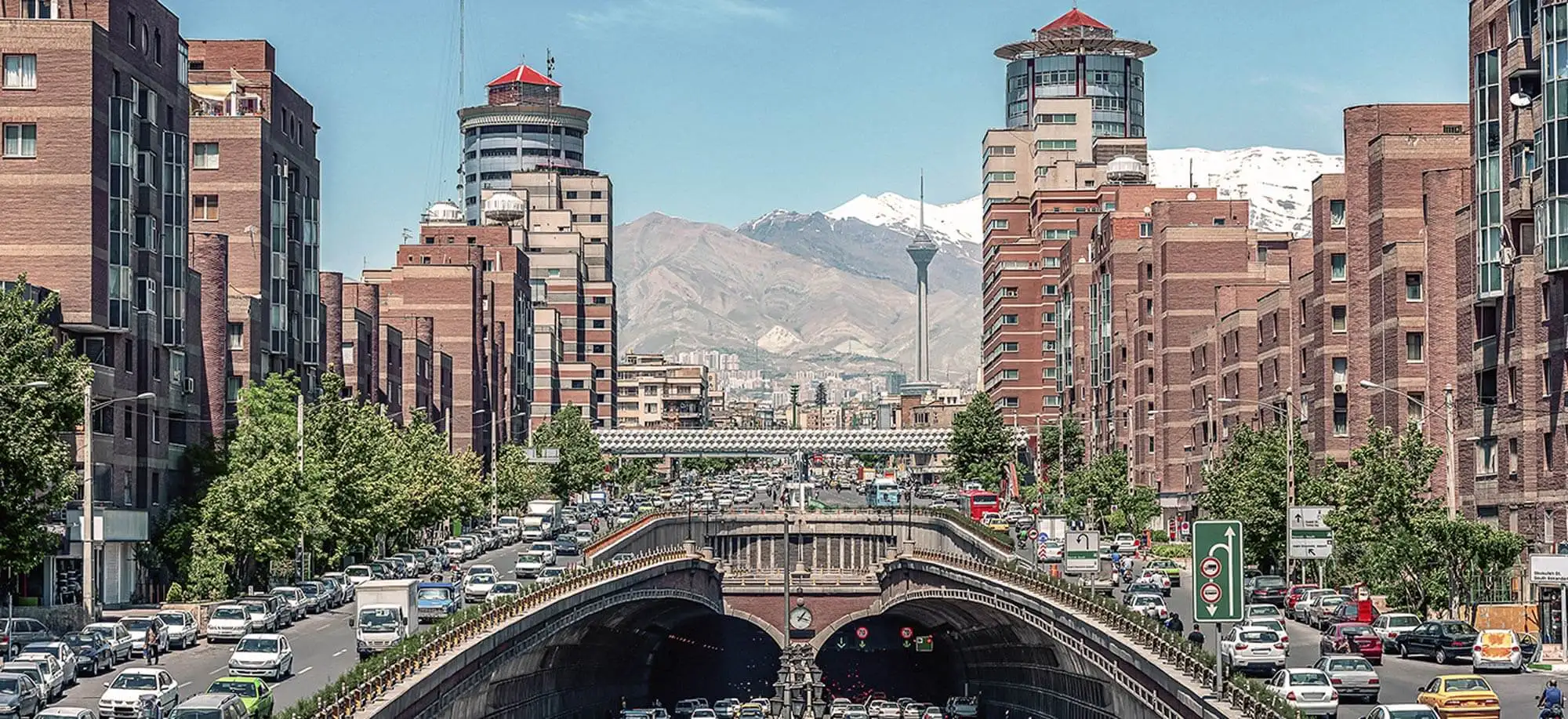 image-viajar-a-iran-teheran-g-3.webp - Pangea Viajes