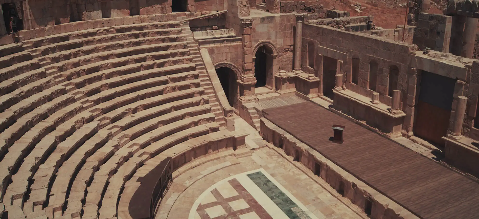 image-viajar-a-jordania-jerash-g1.webp - Pangea Viajes