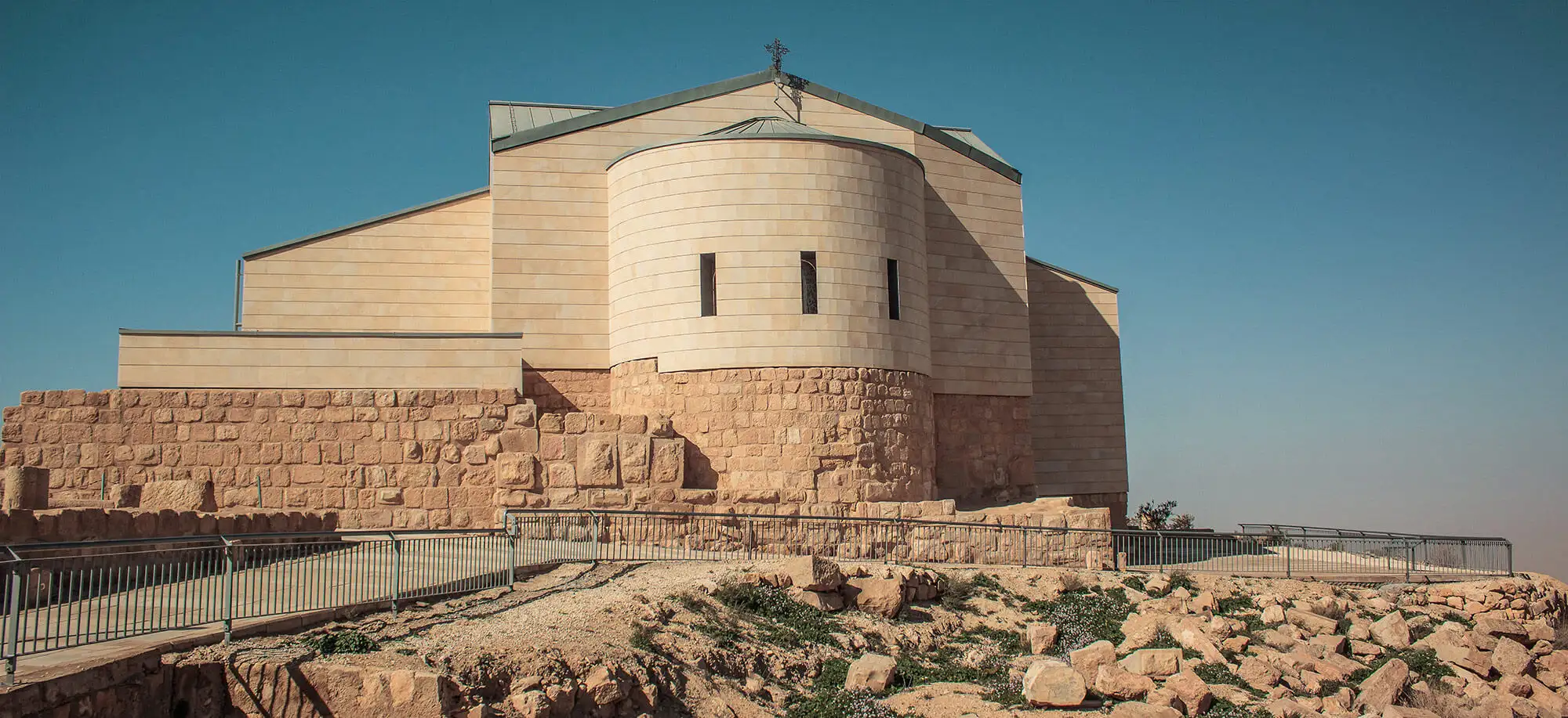 image-viajar-a-jordania-monte-nebo-g2.webp - Pangea Viajes