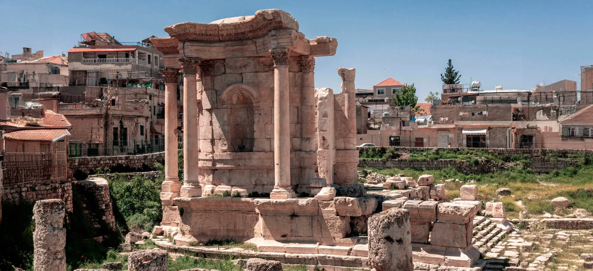 image-viajar-a-libano-baalbek-g-3.webp - Pangea Viajes