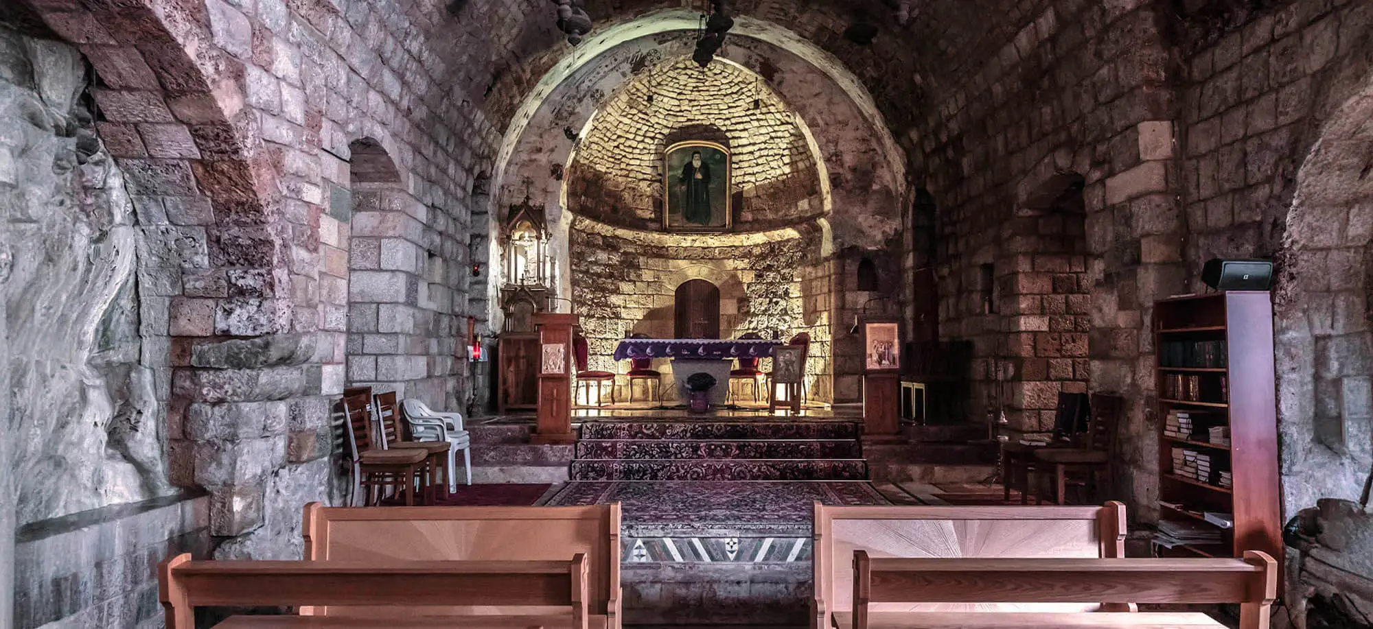 image-viajar-a-libano-valle-de-kadisha-g-2.webp - Pangea Viajes