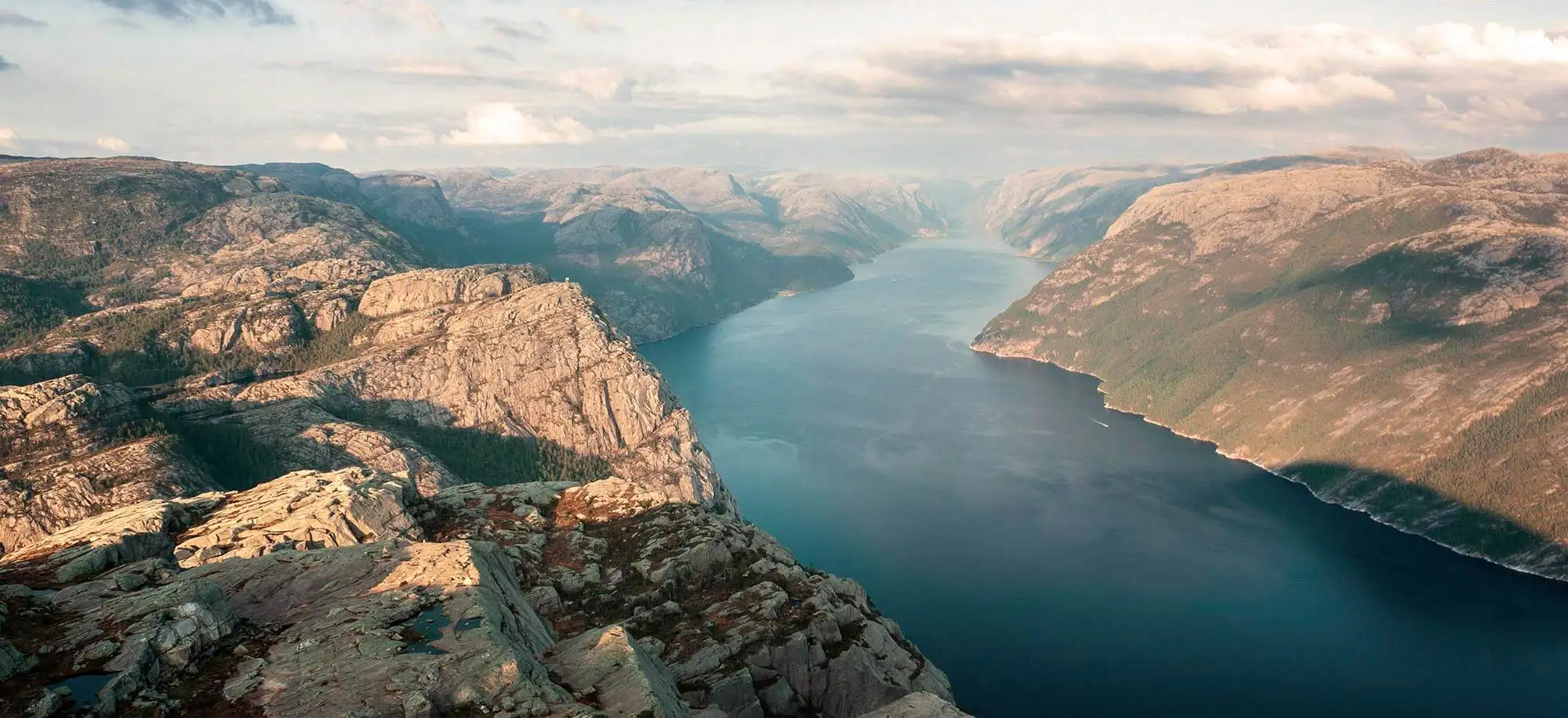 image-viajar-a-noruega-fiordos-noruegos-g3.webp - Pangea Viajes