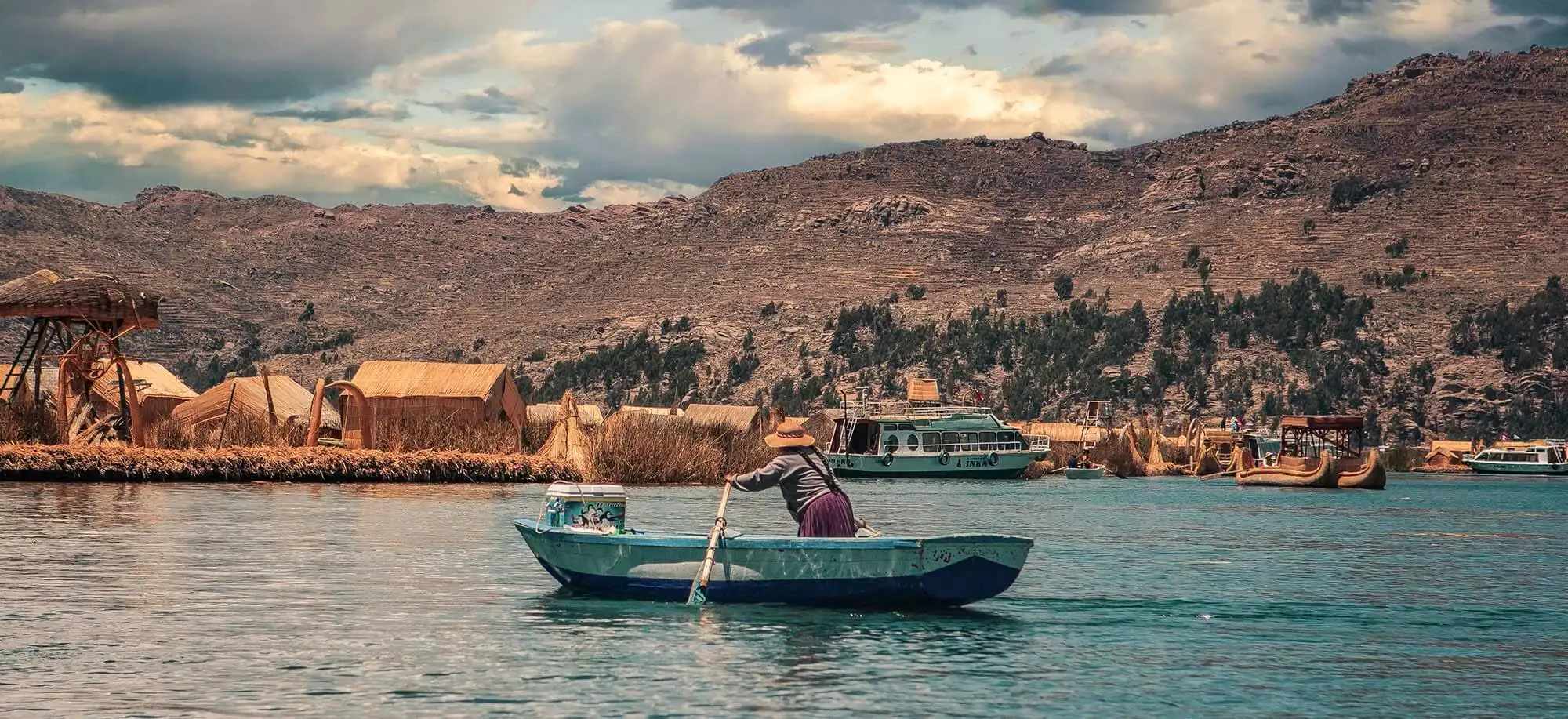 image-viajar-a-peru-lago-titicaca-g1.webp - Pangea Viajes