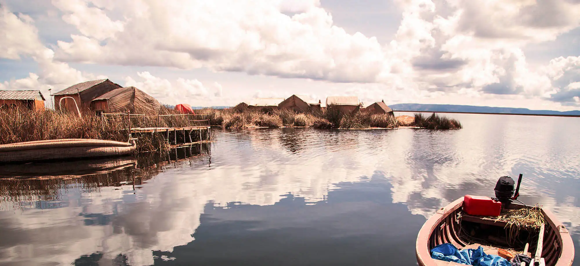 image-viajar-a-peru-lago-titicaca-g3.webp - Pangea Viajes