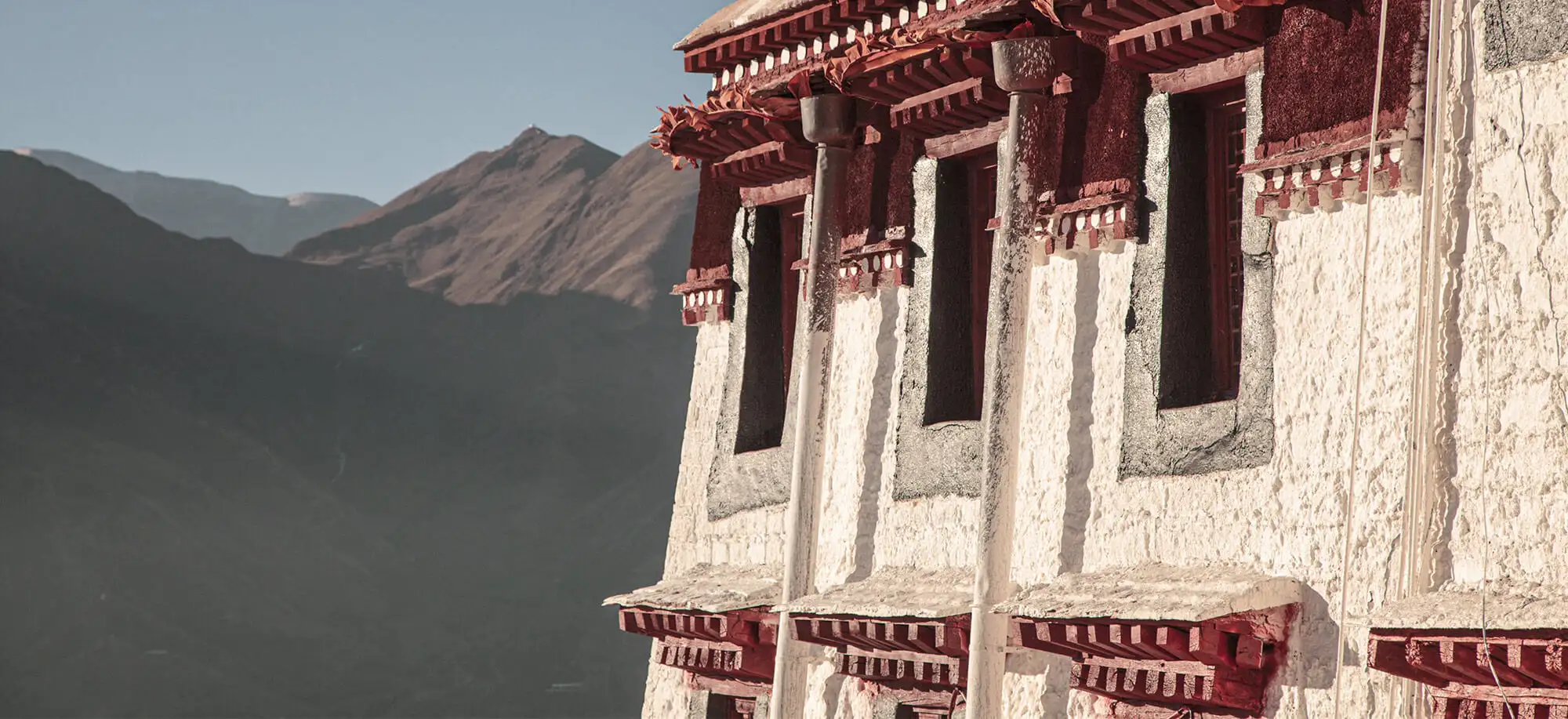 image-viajar-a-potala-g2.webp - Pangea Viajes