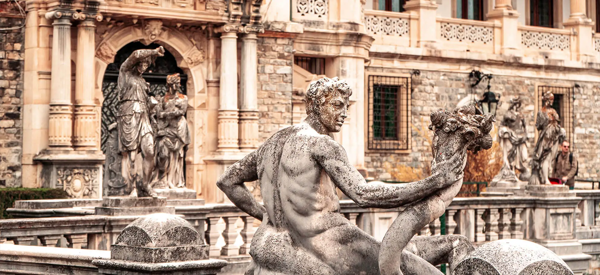 image-viajar-a-rumania-sinaia-g-2.webp - Pangea Viajes