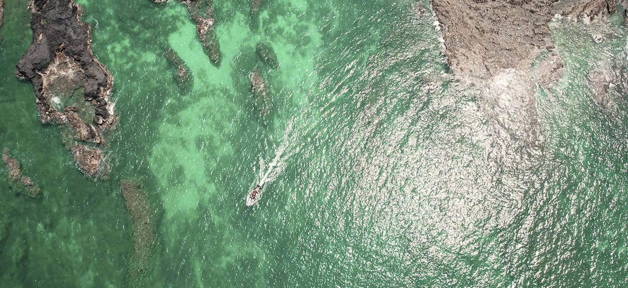 image-viajar-a-santo tome y principe-isla de rolas-g-1.webp - Pangea Viajes