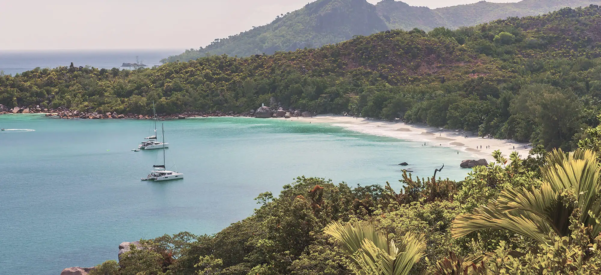 image-viajar-a-seychelles-Anse Lazio-g-1.webp - Pangea Viajes