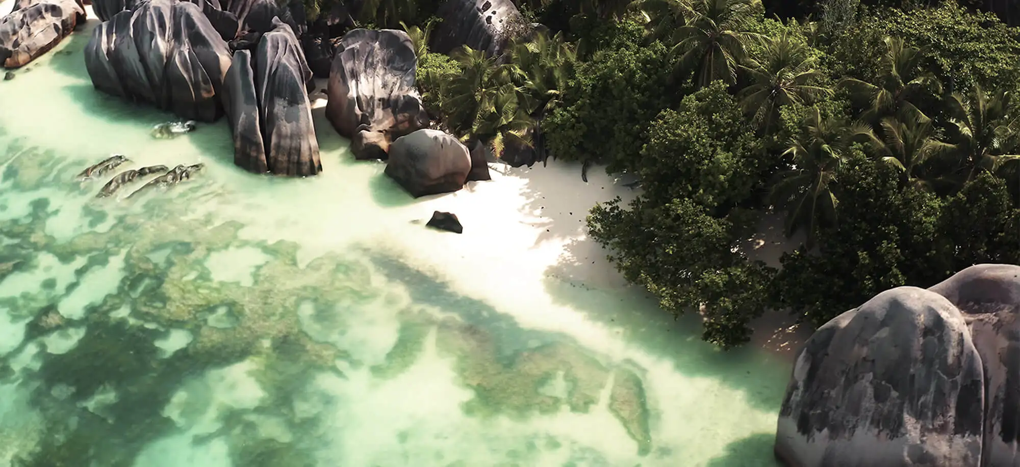 image-viajar-a-seychelles-la digue-g-2.webp - Pangea Viajes