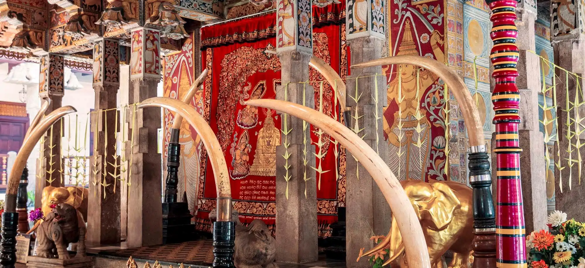 image-viajar-a-sri-lanka-kandy-lugar-sagrado-g2.webp - Pangea Viajes