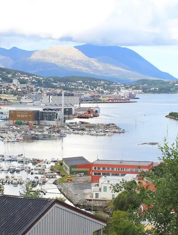 Translaponia Este a Oeste