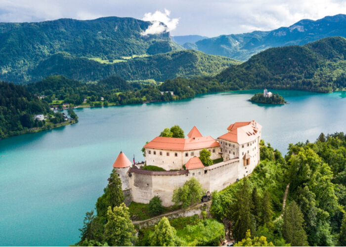 viaje-eslovenia-castillo-bled