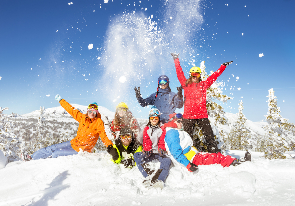 Los 10 mejores destinos para hacer un viaje de esquí barato