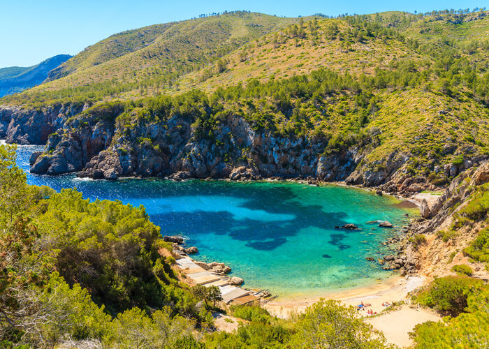 viaje-ibiza-cala-serra