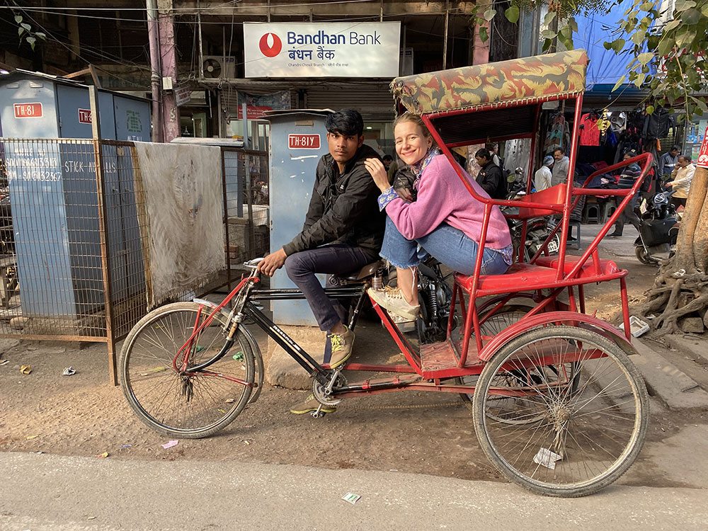 María de León: "Viajar a India me ayudó a ampliar mi nivel de consciencia sobre cuestiones trascendentales de la vida"